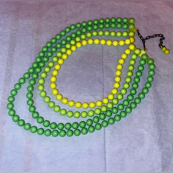 Vintage Green Multi Stranded Bead Adjustable Length Retro Necklace - Picture 5 of 5